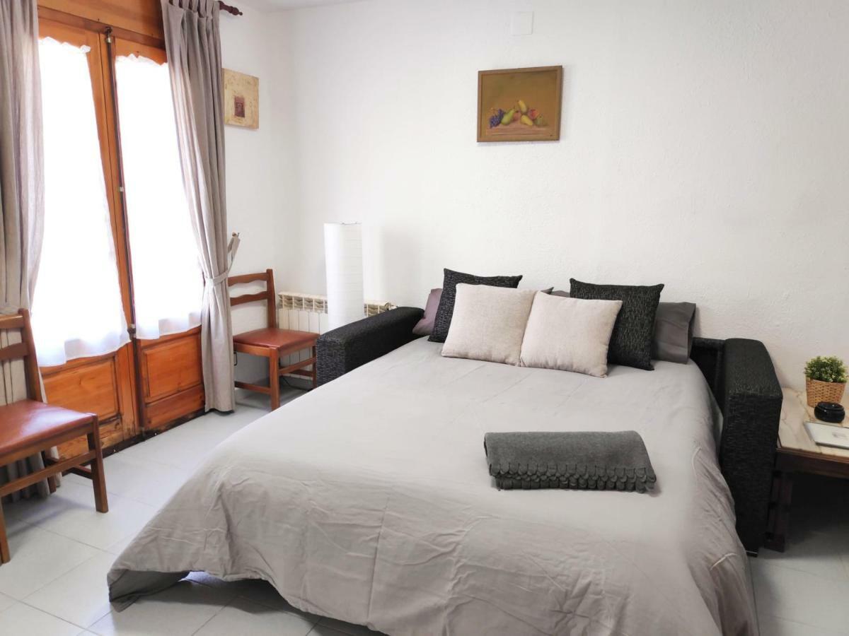 Eva & Travel - Cal Marcel Prades Apartment ภายนอก รูปภาพ